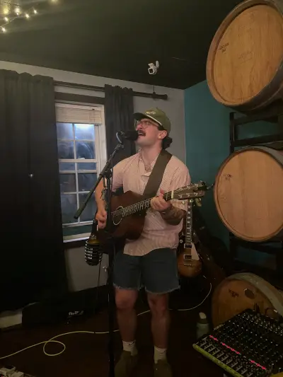 Race James peforming live at BarrelHouse